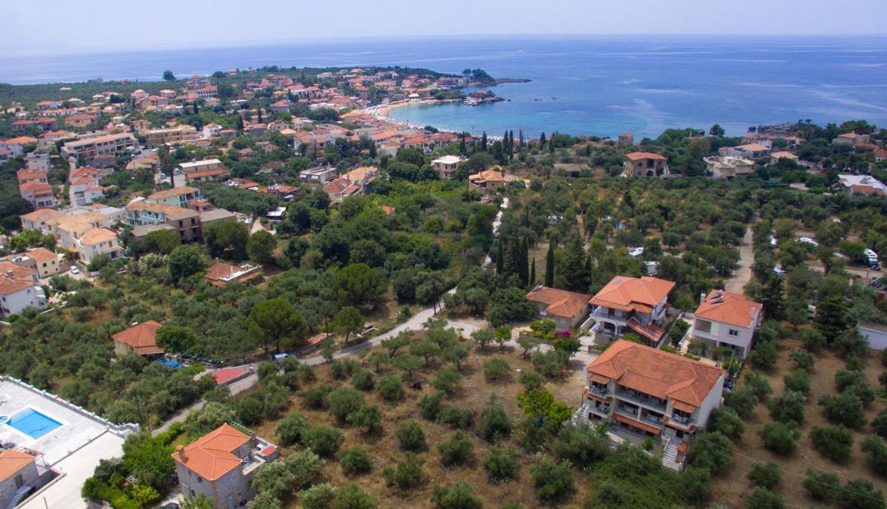 Theano Apartments Stoupa Exterior photo